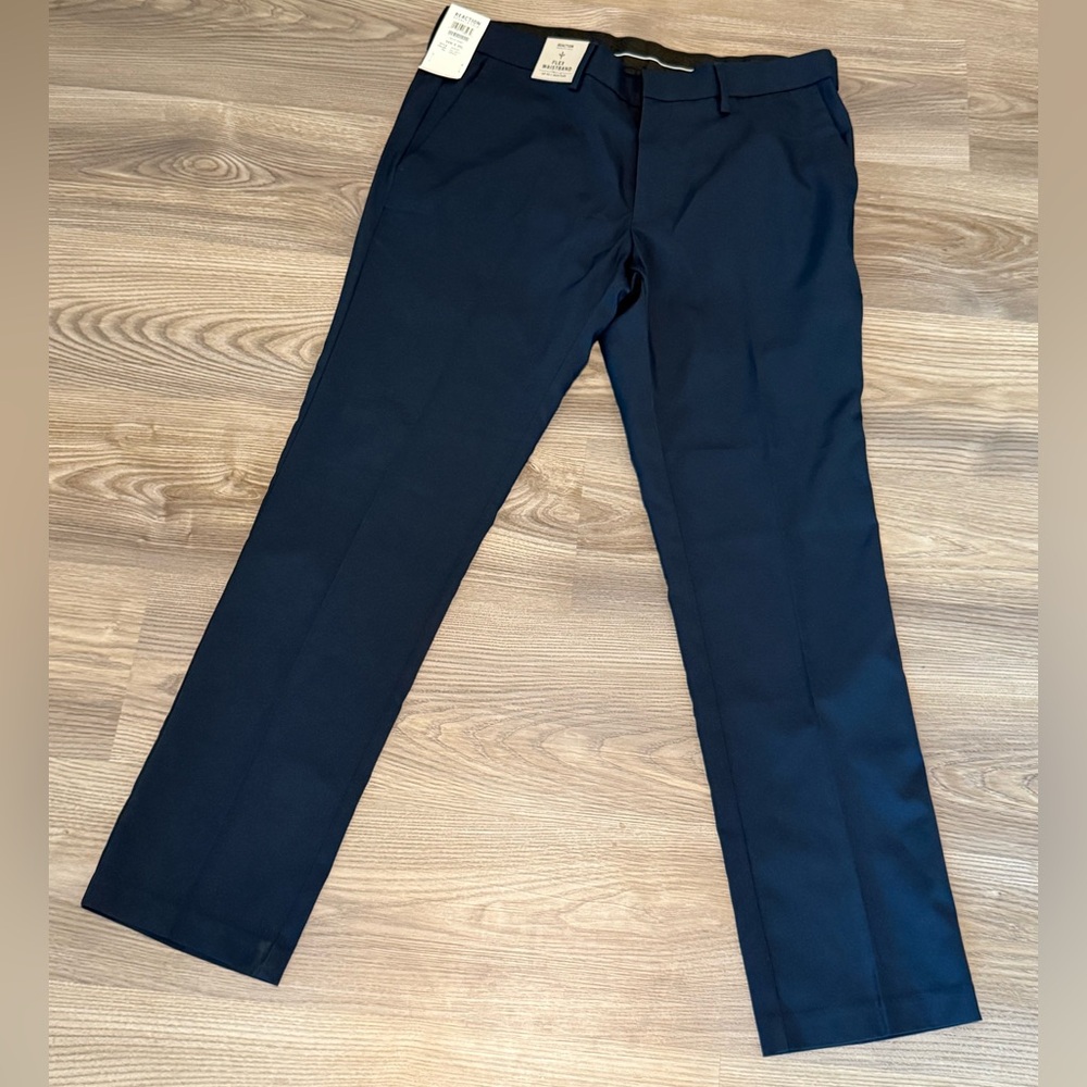 Kenneth Cole Reaction Flex Waistband Flat Front Pant Navy Mens size 34 x 30 NWT